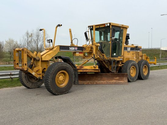 Caterpillar 140H 140H 1998 2 Motor graders image 17