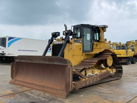 Caterpillar D6T LGP D6T LGP 2011 2 Dozers image 17