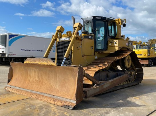 Caterpillar D6TLGP D6TLGP 2011 2 Dozers image 32