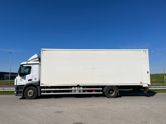 Mercedes-Benz Antos 1836 4x2 Antos 1836 4x2 2016 2 image 47