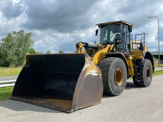 Caterpillar 966M 966M 2016 2 Wheel Loaders image 17