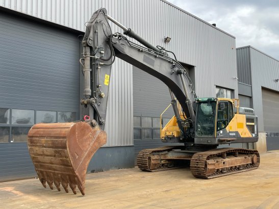 Volvo EC380EL | German machine EC380EL | German machine 2015 2 Crawler Excavators image 17
