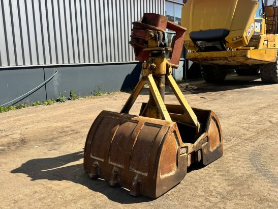 Unknown Clamshell grapple Onbekend Clamshell grapple 2 image 2