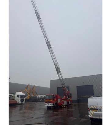 Iveco 130E23 4x2 Firetruck 130E23 4x2 Firetruck 1997 2 image 38