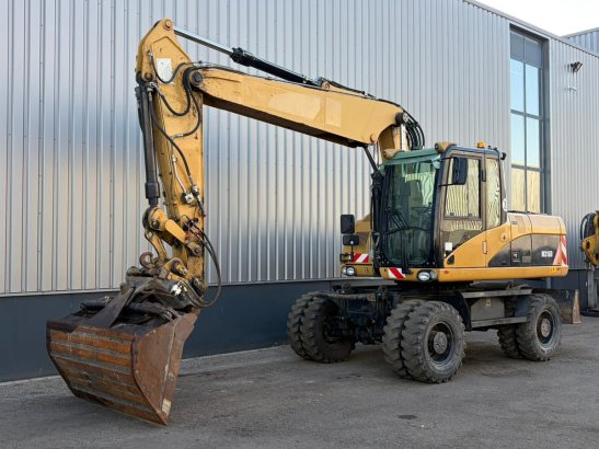 Caterpillar M316D M316D 2005 2 Wheeled Excavators image 2
