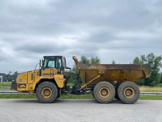 Komatsu HM300 HM300 2006 2 Articulated Dump Trucks image 32