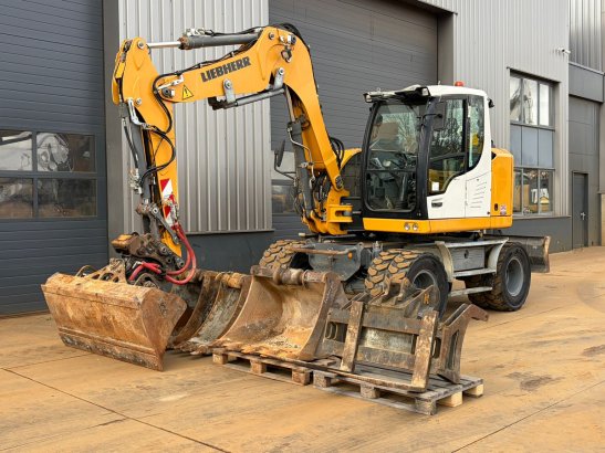 Liebherr A910 Compact A910 Compact 2018 2 Wheeled Excavators image 62
