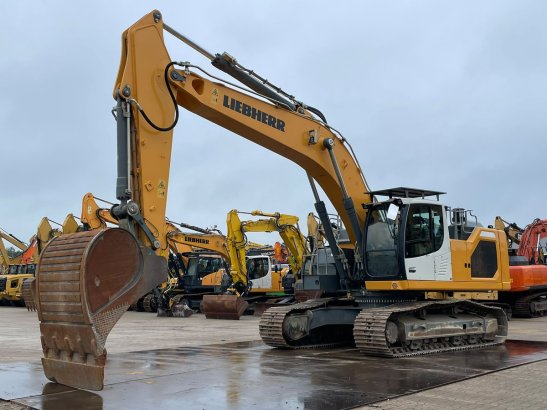 Liebherr R934LC R934LC 2021 2 Crawler Excavators image 17