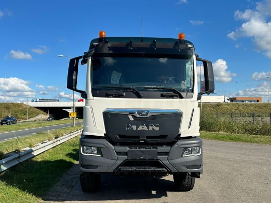 MAN TGS 33.400 BB SA 6x4 Manual TGS 33.400 BB SA 6x4 Manual 2023 1 Tractor Units image 523