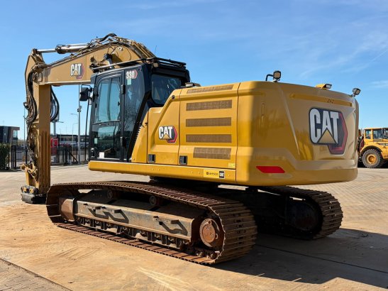 Caterpillar 330 42 2020 2 Crawler Excavators image 3