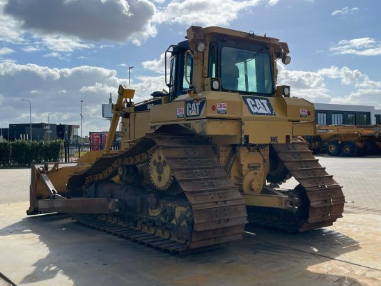 Caterpillar D6TLGP D6TLGP 2011 2 Dozers image 18