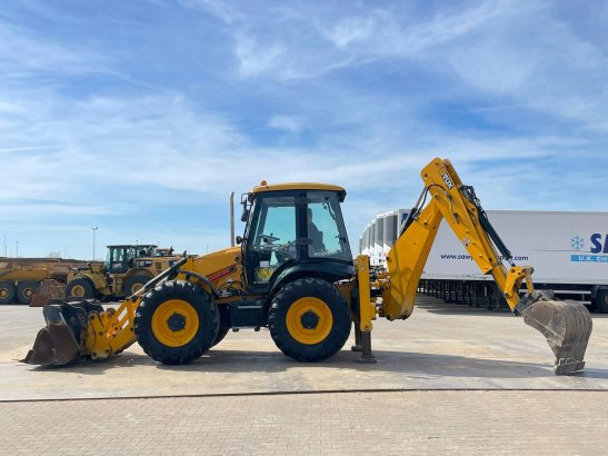 JCB 4CX 2153 2015 2 image 48