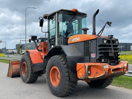 Hitachi ZW150 ZW150 2013 2 Wheel Loaders image 3