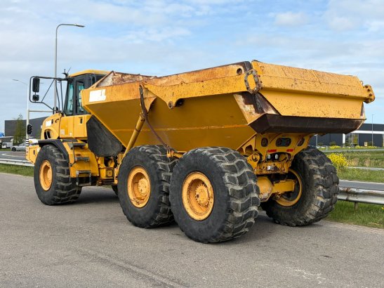 Bell B30D B30D 2013 2 Articulated Dump Trucks image 3