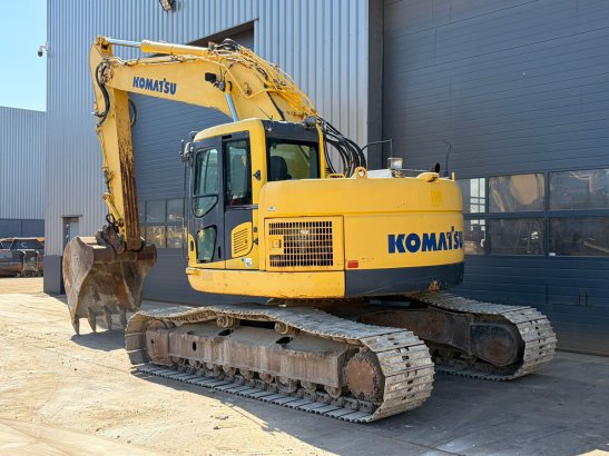 Komatsu PC228USLC-8 PC228USLC-8 2012 2 Crawler Excavators image 3