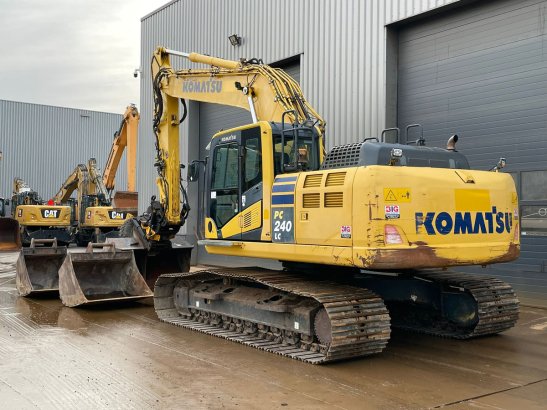Komatsu PC240LC-10 Engcon and 3 x bucket PC240LC-10 Engcon and 3 x bucket 2014 2 Crawler Excavators image 18