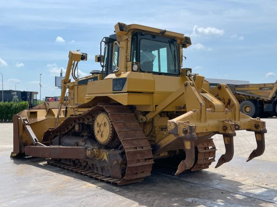 Caterpillar D6T XL D6T XL 2011 2 Dozers image 3