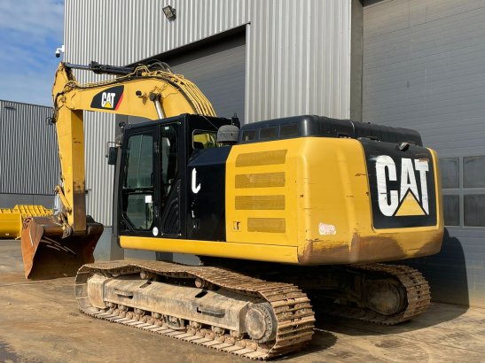 Caterpillar 324EL 324EL 2015 2 Crawler Excavators image 3