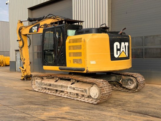 Caterpillar 320ELRR 320ELRR 2015 2 Crawler Excavators image 3