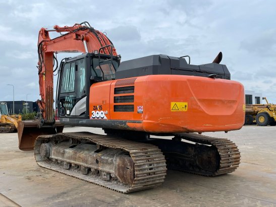 Hitachi ZX300LC-6 ZX300LC-6 2018 2 Crawler Excavators image 40