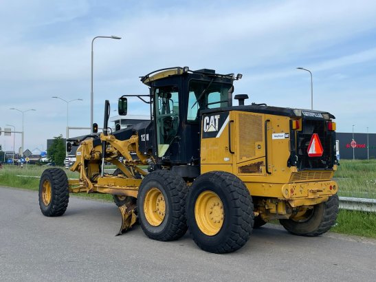 Caterpillar 12M (12G/12H/140M) 12M (12G/12H/140M) 2011 2 Motor graders image 3