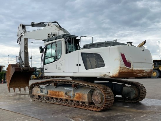 Liebherr R950 SHD (R944 / R945 / R946) R950 SHD (R944 / R945 / R946) 2015 2 Crawler Excavators image 3