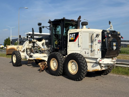 Caterpillar 120M2 CE - Trimble 3D UTS 120M2 CE - Trimble 3D UTS 2012 2 Motor graders image 93