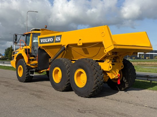 Volvo A25G A25G 2019 2 Articulated Dump Trucks image 3