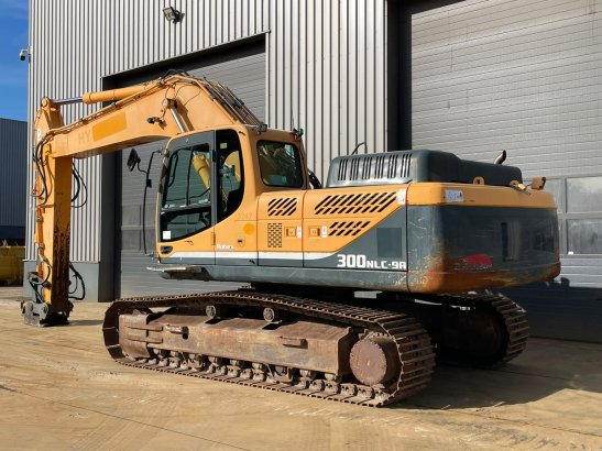 Hyundai Robex 300NLC-9A Robex 300NLC-9A 2014 2 Crawler Excavators image 18