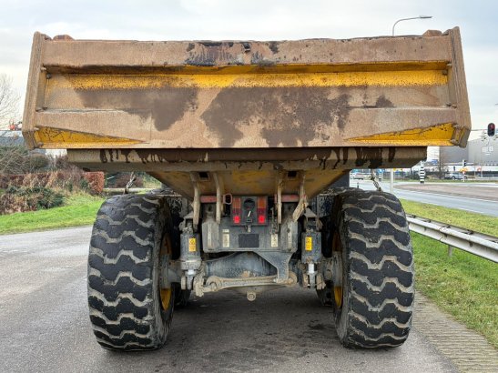 Komatsu HM300-3 HM300-3 2015 2 Articulated Dump Trucks image 2