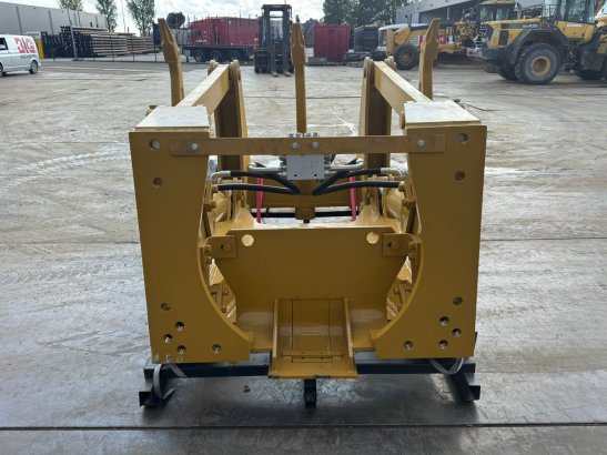 Caterpillar D7R D7H 2 Cylinders Ripper (casting shanks) D7R D7H 2 Cylinders Ripper (casting shanks) 2025 1 image 4