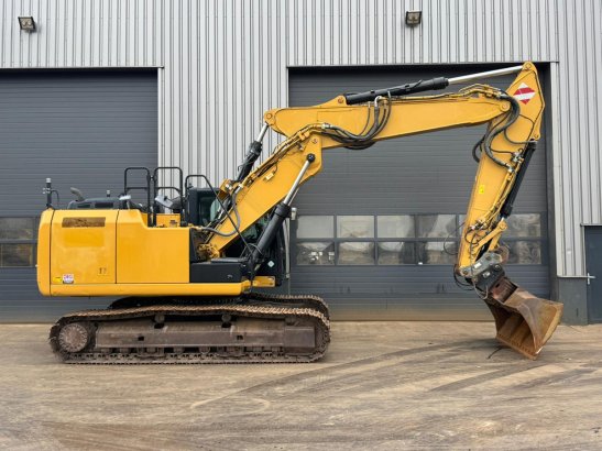 Caterpillar 320EL 320EL 2014 2 Crawler Excavators image 34