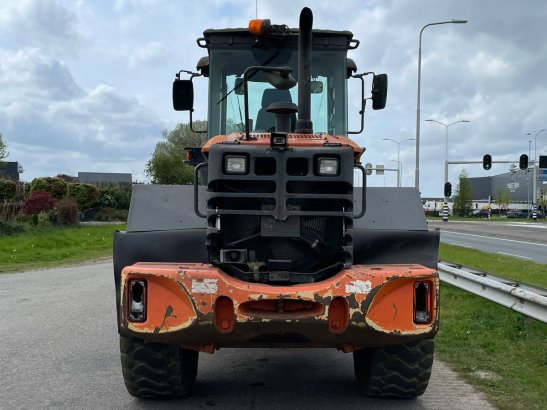 Hitachi ZW150 ZW150 2013 2 Wheel Loaders image 4