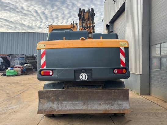 Hyundai Robex 180W-9A Robex 180W-9A 2015 2 Wheeled Excavators image 19