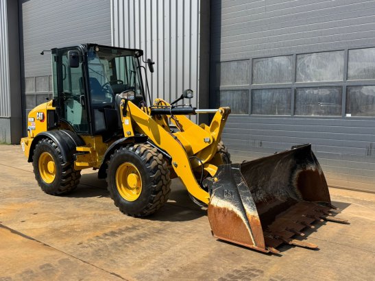Caterpillar 908M 908M 2022 2 Wheel Loaders image 4