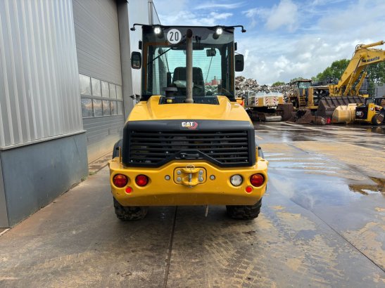 Caterpillar 908M 908M 2022 2 Wheel Loaders image 4