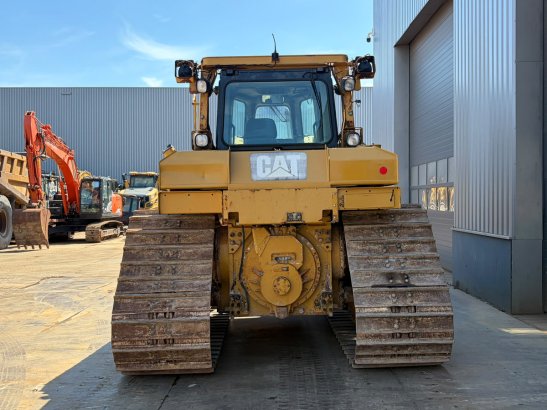 Caterpillar D6T LGP D6T LGP 2011 2 Dozers image 4