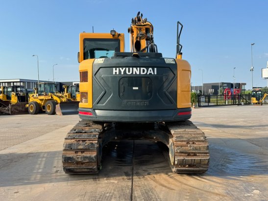 Hyundai HX145LCR HX145LCR 2018 2 Crawler Excavators image 4