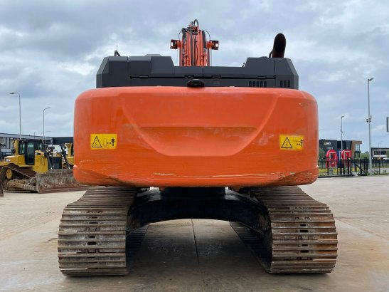 Hitachi ZX300LC-6 ZX300LC-6 2018 2 Crawler Excavators image 41