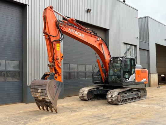 Hitachi ZX210-6 ZX210-6 2018 2 Crawler Excavators image 4