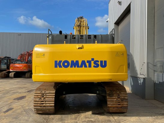 Komatsu PC360LC-10 PC360LC-10 2015 2 Crawler Excavators image 4