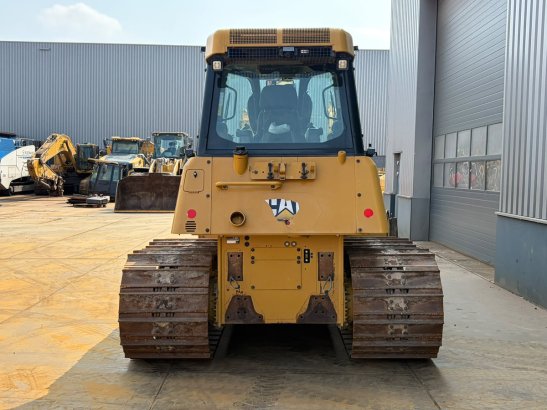 Caterpillar D4 LGP 15A (D6K / D6K2) D4 LGP 15A (D6K / D6K2) 2021 2 Dozers image 4