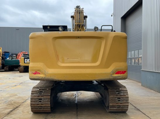 Caterpillar 330 07A 42 2019 2 Crawler Excavators image 4