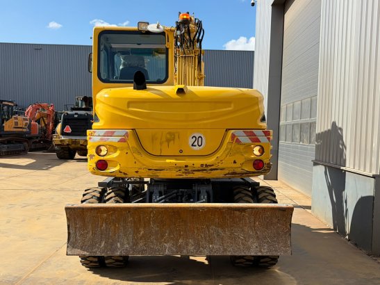 Takeuchi TB295W-1 TB295W-1 2017 2 Wheeled Excavators image 4