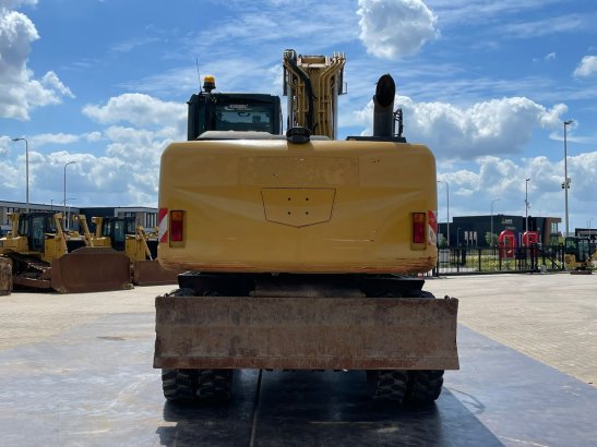Hitachi ZX170W-5B ZX170W-5B 2016 2 Wheeled Excavators image 19