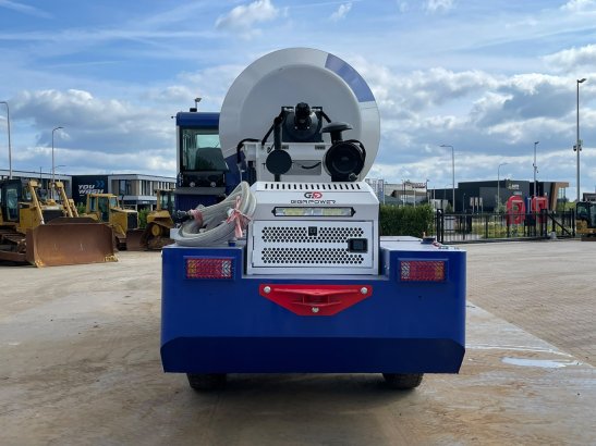 Giga power GW5500 Self Loading Concrete Mixer Giga power GW5500 Self Loading Concrete Mixer 2026 1 image 4