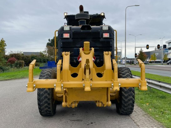 Caterpillar 140 15A 483 2020 2 Motor graders image 4