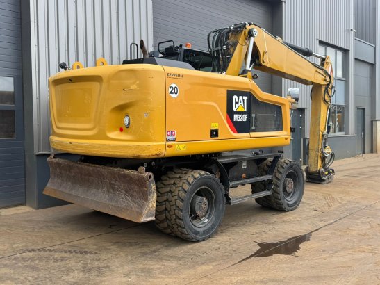Caterpillar M320F M320F 2017 2 Wheeled Excavators image 5