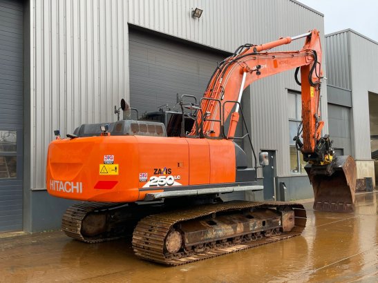Hitachi ZX250LC-6 ZX250LC-6 2018 2 Crawler Excavators image 5