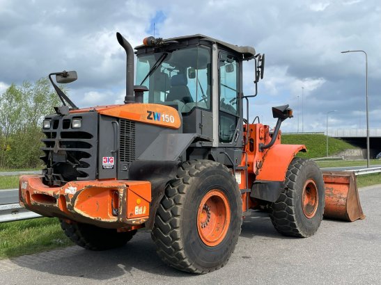 Hitachi ZW150 ZW150 2013 2 Wheel Loaders image 5